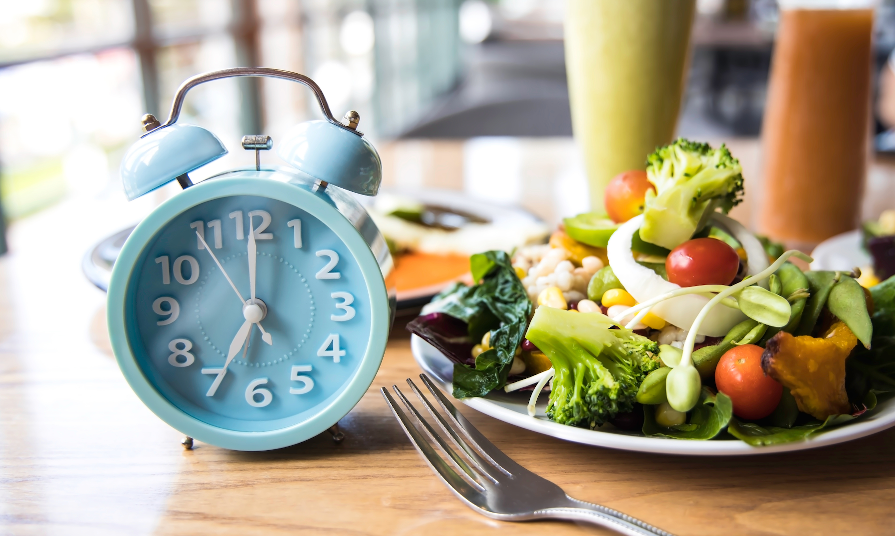 People who have chronic diseases should avoid intermittent fasting regimens.